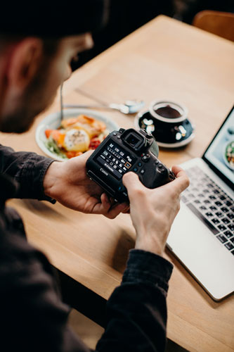 food photography tips setting props